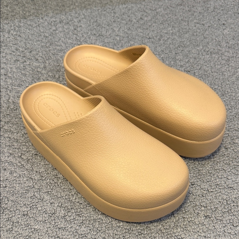 Crocs Dylan Clogs